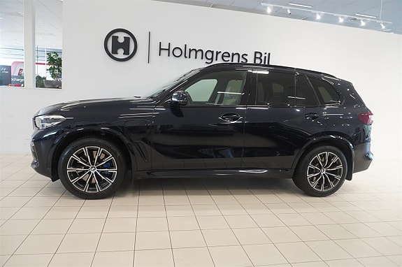 BMW X5 3 of 5