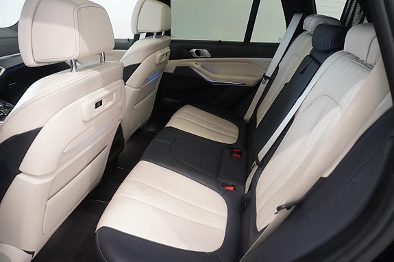 BMW X5 4 of 5