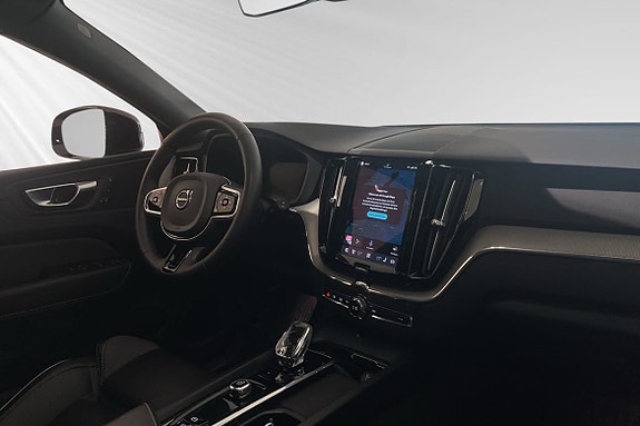 Volvo XC60 10 of 20