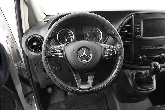 Mercedes-Benz Vito 110 2 of 5