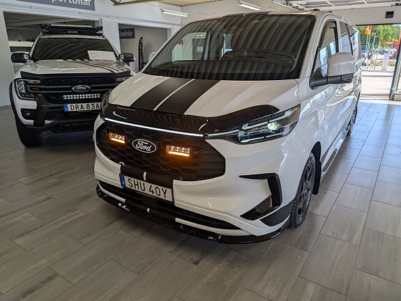 Ford Transit Custom 9 of 18