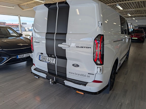 Ford Transit Custom 5 of 5