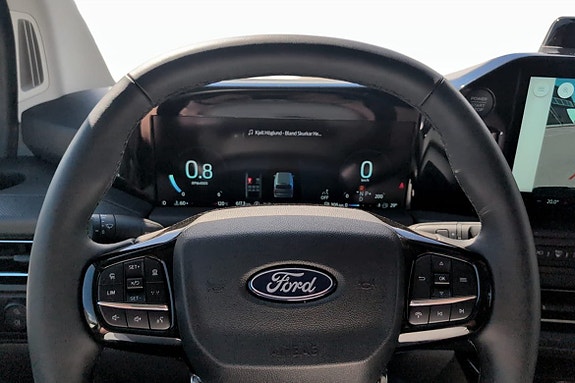 Ford Transit Custom 14 of 18