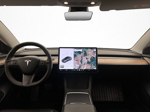 Tesla Model 3 13 of 30