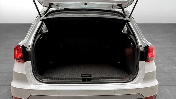 Seat Arona 12 of 18