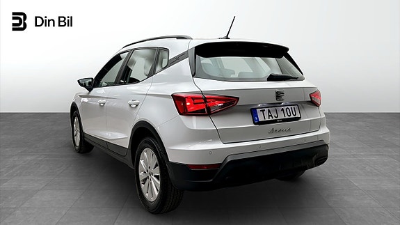 Seat Arona 3 of 5