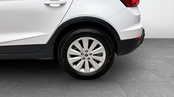 Seat Arona 6 of 18