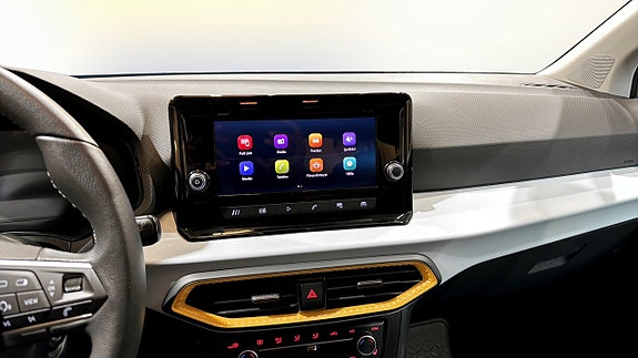 Seat Arona 9 of 18