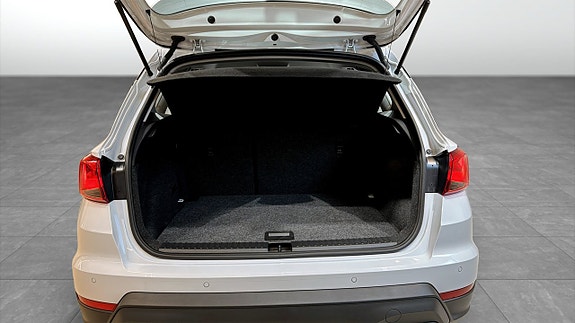 Seat Arona 12 of 18