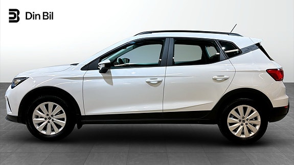 Seat Arona 2 of 5