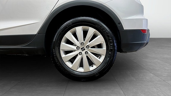 Seat Arona 6 of 20