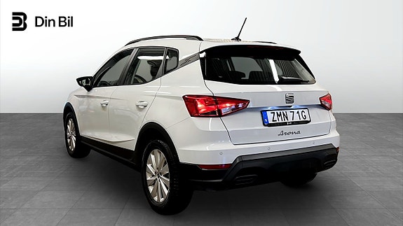 Seat Arona 3 of 5
