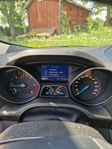 Ford Kuga 3 of 3