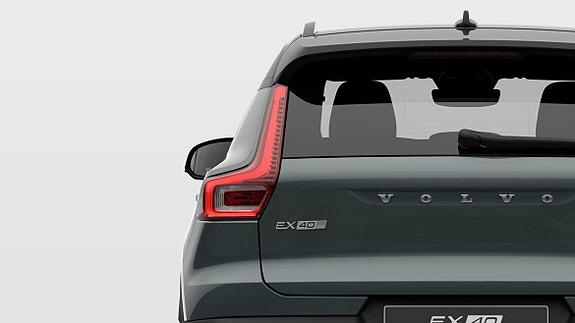 Volvo EX40 17 of 27