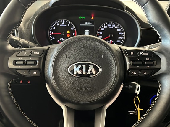 Kia Picanto 15 of 15
