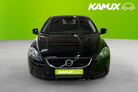 Volvo V40 6 of 23