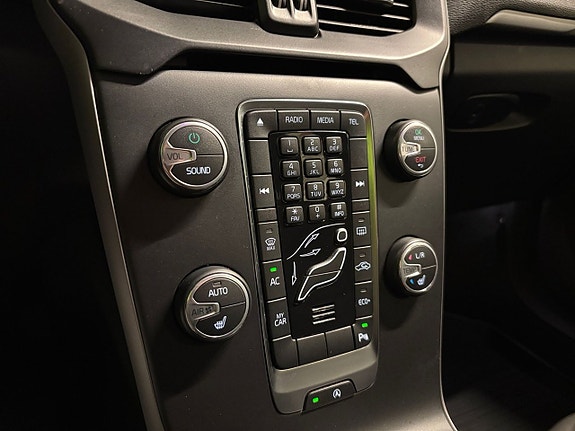 Volvo V40 23 of 23
