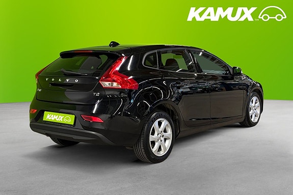 Volvo V40 4 of 5