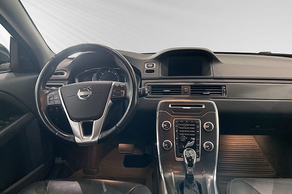 Volvo XC70 9 of 27