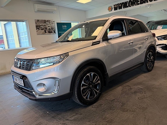 Suzuki Vitara 2 of 5