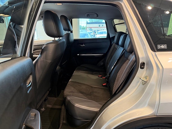 Suzuki Vitara 24 of 29