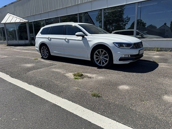 Volkswagen Passat 4 of 5