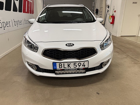Kia Ceed 3 of 5