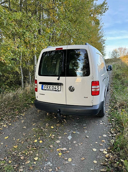 Volkswagen Caddy Maxi 5 of 5