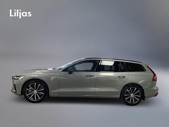 Volvo V60 3 of 5