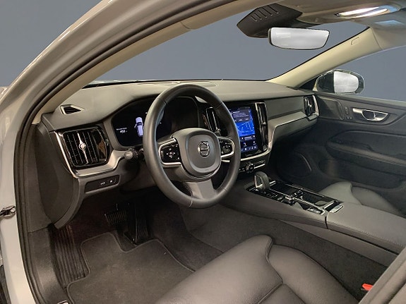 Volvo V60 5 of 5