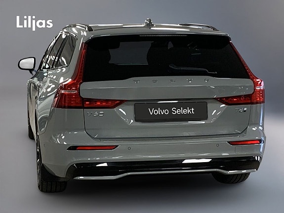 Volvo V60 4 of 5