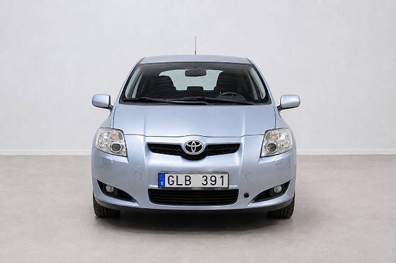 Toyota Auris 3 of 21