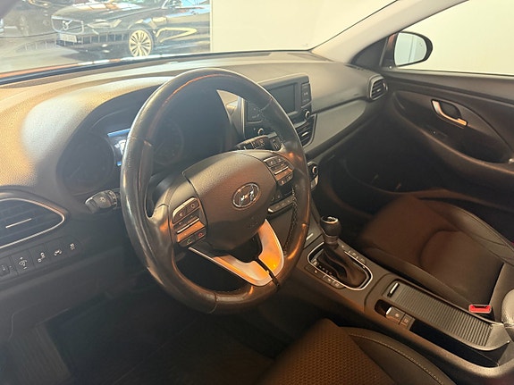 Hyundai i30 14 of 22