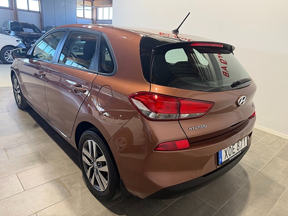 Hyundai i30 3 of 5