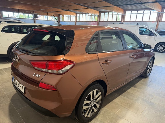 Hyundai i30 5 of 5