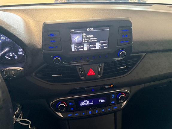 Hyundai i30 16 of 22