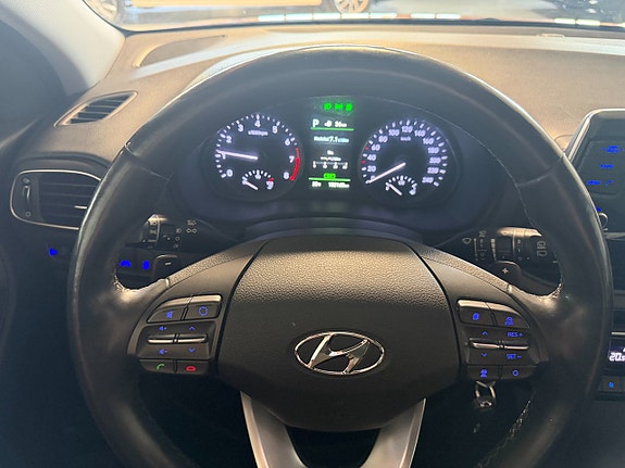Hyundai i30 15 of 22
