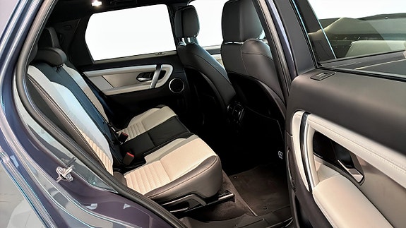 Land Rover Discovery Sport 5 of 5