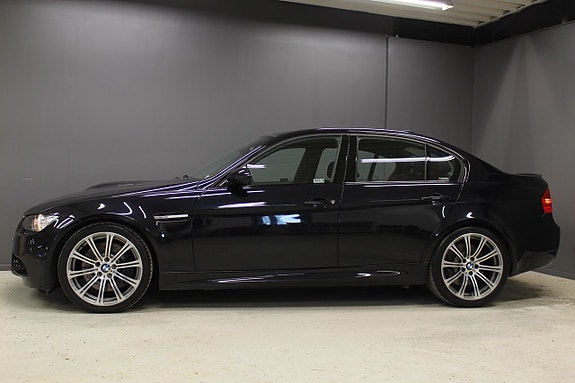 BMW M3 3 of 5