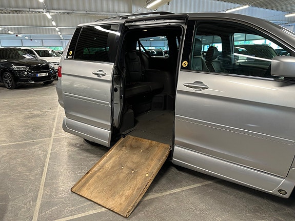 Honda Odyssey 7 of 15