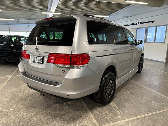 Honda Odyssey 3 of 5