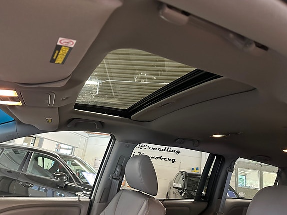 Honda Odyssey 12 of 15