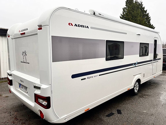 ADRIA ALPINA 663 HT. Mängder av extra utrusning, se ned.2019 2 of 12