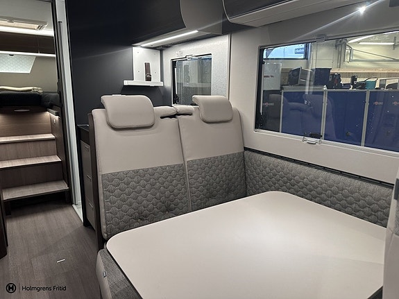 Adria Matrix Supreme 670SL 5 of 12