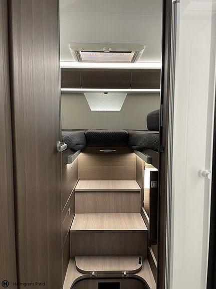 Adria Matrix Supreme 670SL 11 of 15