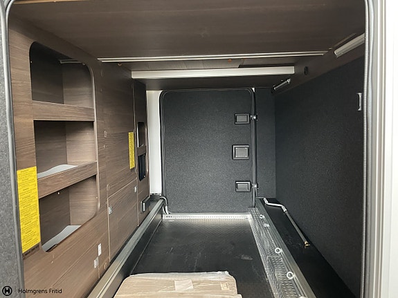 Adria Matrix Supreme 670SL 15 of 15