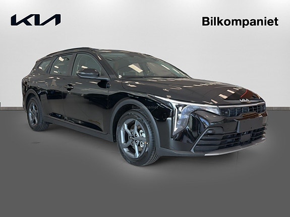 Kia K4 3 of 5