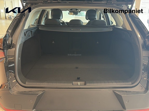 Kia K4 14 of 14