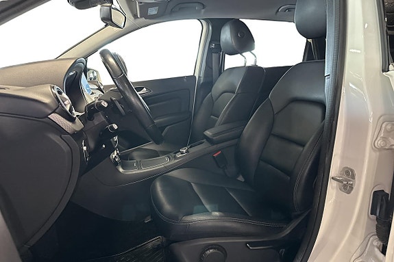 Mercedes-Benz B220 12 of 25