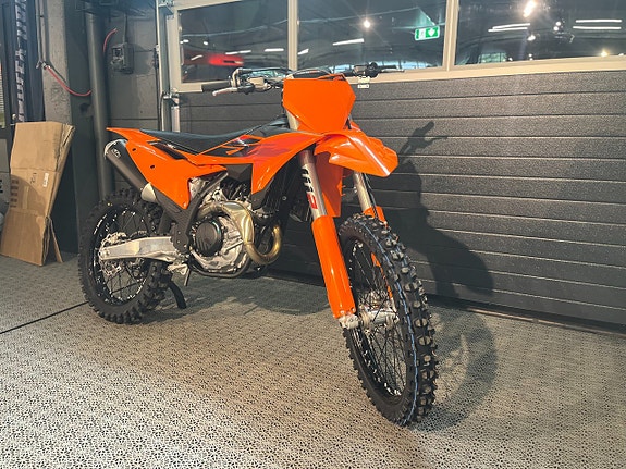 KTM 450 SX-F 2 of 6